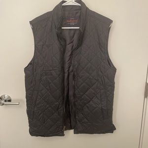 Black puffer vest